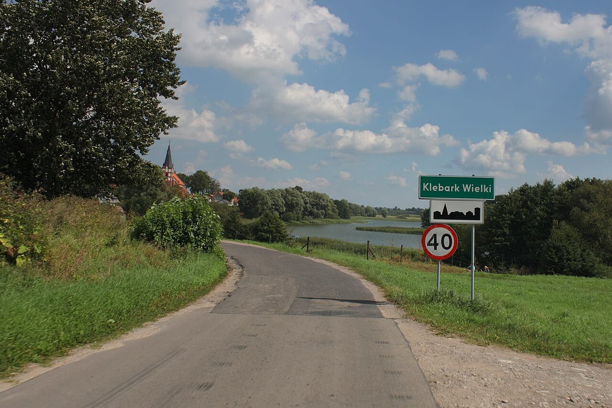 Droga w Klebarku Wielkim na Warmii